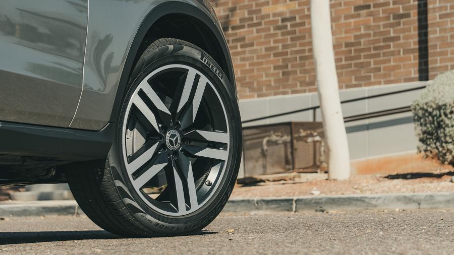 Колеса Mercedes-Benz GLC300 (X253) 2019 года  (NA) (фото 13 из 33)